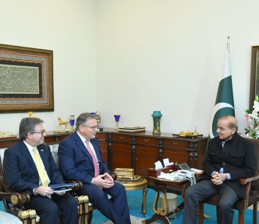 US Envoy to Pakistan Meets PM