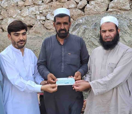 Cheques Distributed Among Flood Victims in Khyber, KPK