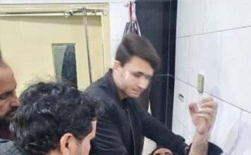 Two police injured in Bara firing