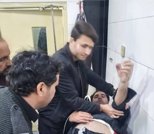 Two police injured in Bara firing